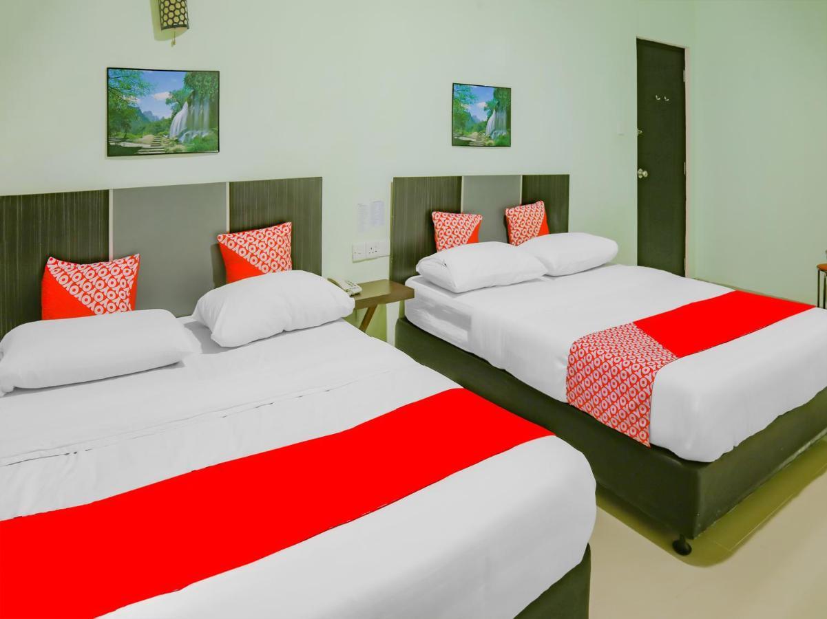 Oyo 90269 Hotel Indorasa 2 Jodoh  Kültér fotó
